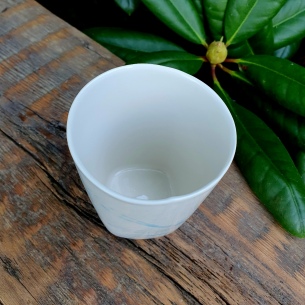 Porcelanowy kubeczek "Nieregularny błękit" 2