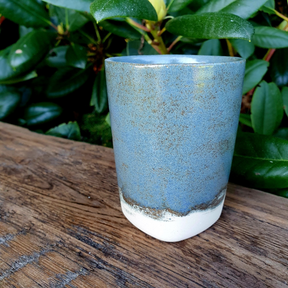 Ceramiczny kubek "Grafit"