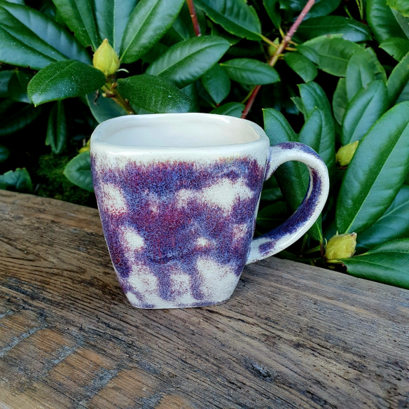Ceramiczny kubek "Fioletowy"