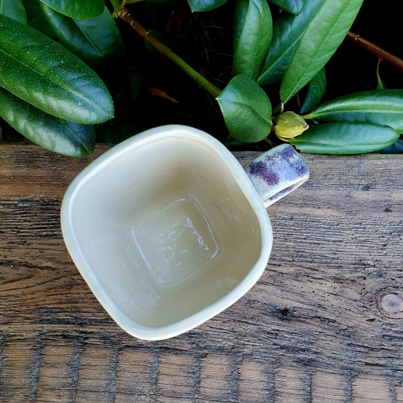 Ceramiczny kubek "Fioletowy"