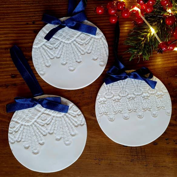 Porcelanowy zestaw zawieszek "Granatowe"