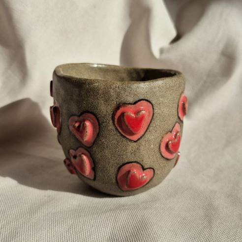 Ceramiczny kubek "Serduszka"