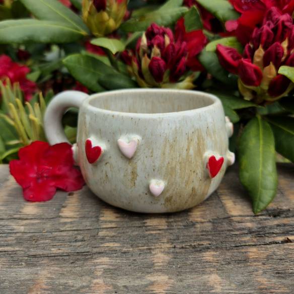 Ceramiczny kubek "Małe Serduszka"