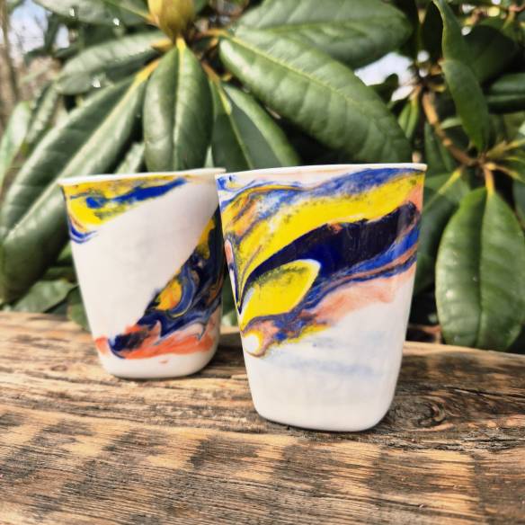 Porcelanowy zestaw kubeczków "Kolorowy Zachód Słońca"