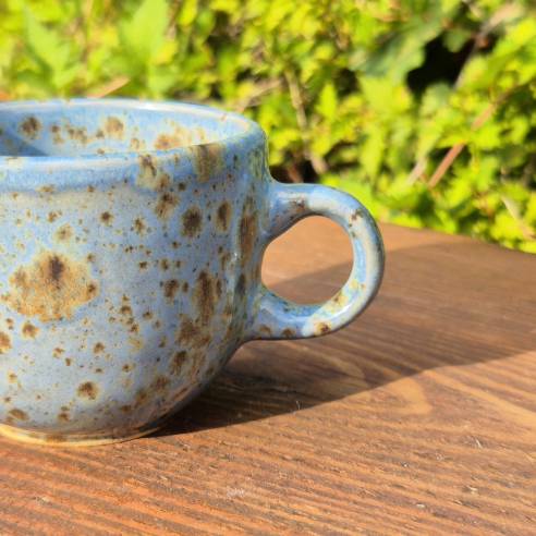 Porcelanowa filiżanka "Nakrapiany Błękit"