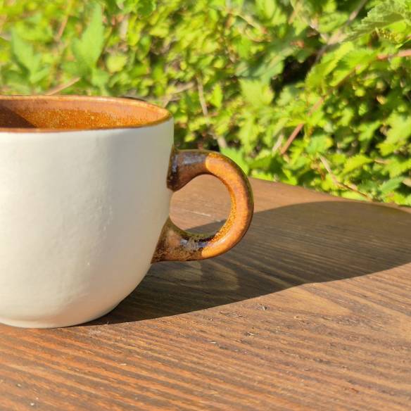 Porcelanowa filiżanka "Bursztyn"